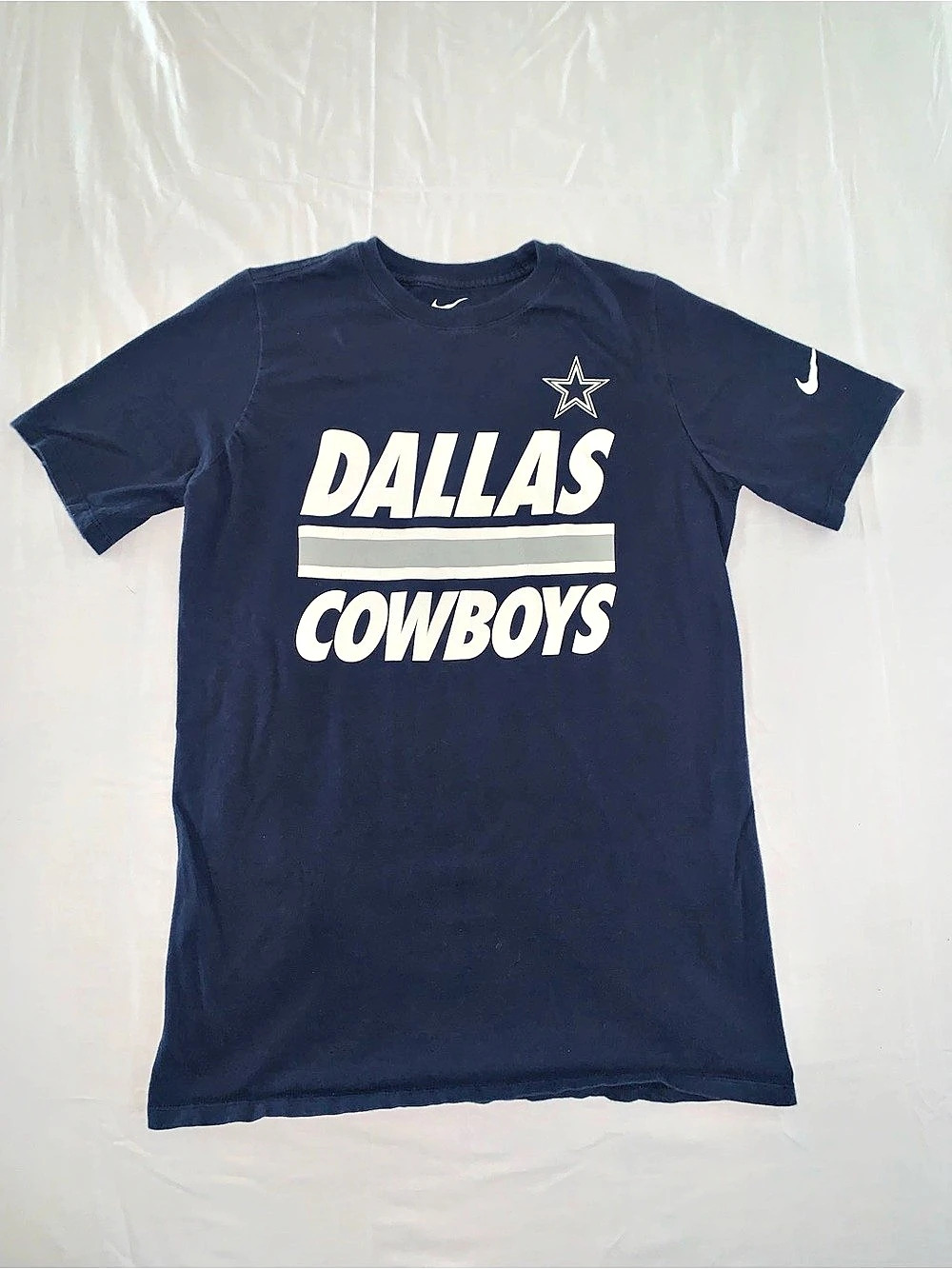Nike Dallas Cowboys The Nike Tee Athletic kids Size XL